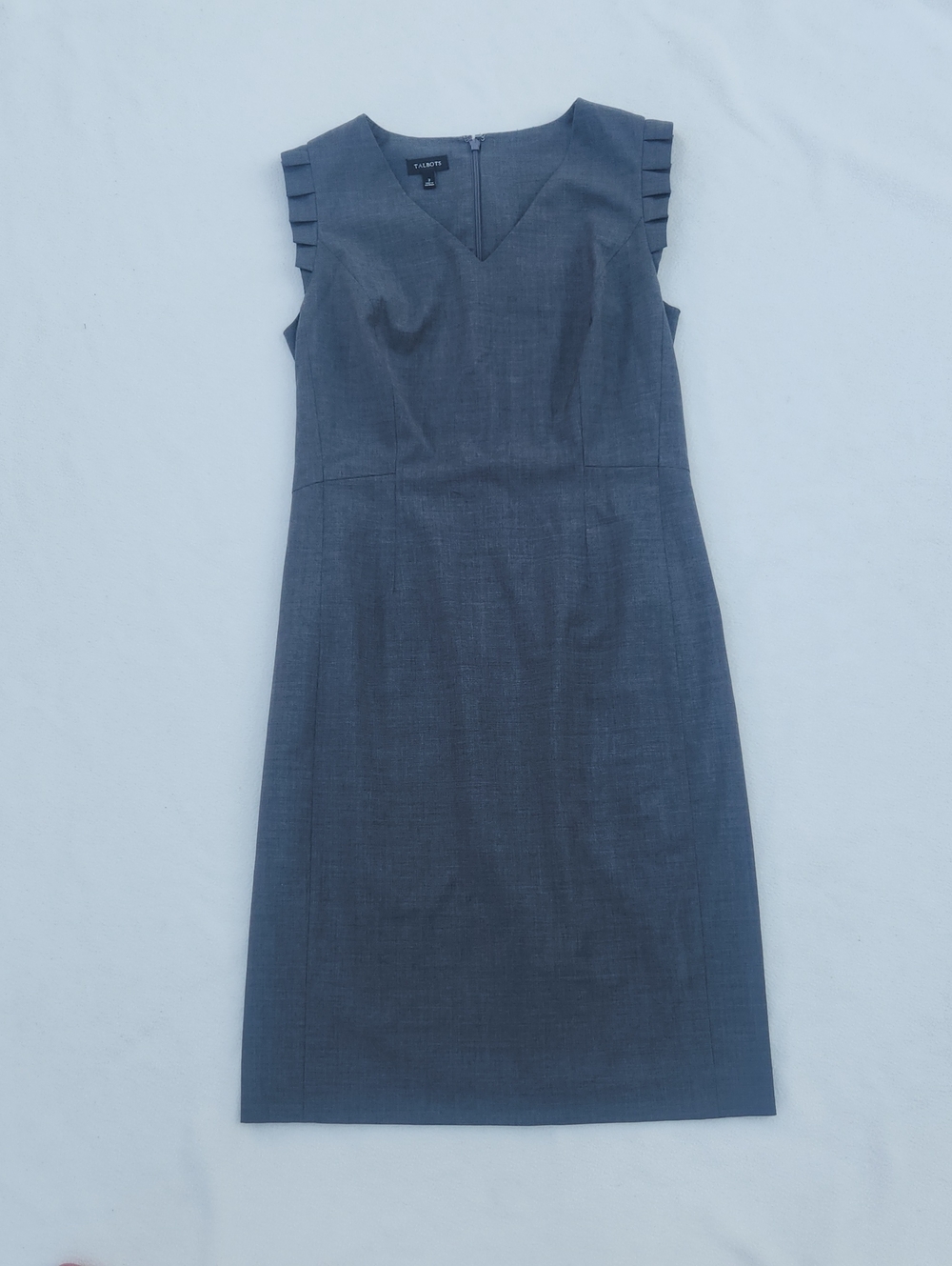 ​Talbots Grey Pleated Cap Sleeve Sheath Dress - Size 2